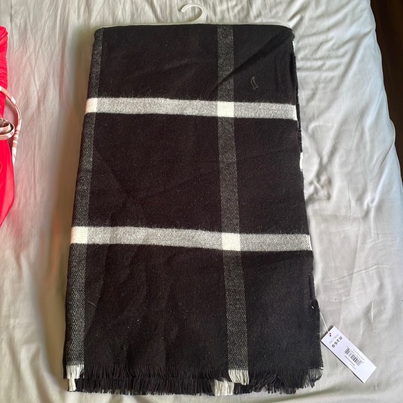 Joe fresh scarf - Picture 1 of 2